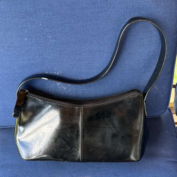 Alfani Glossy Black Shoulder Bag - Picture 3 of 9